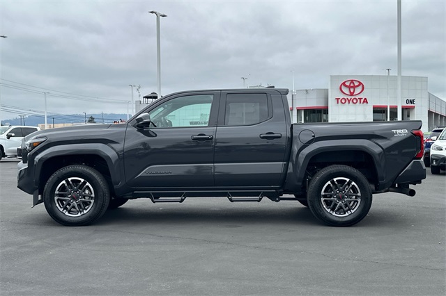 2024 Toyota Tacoma TRD Sport 4x4 Double Cab photo 7