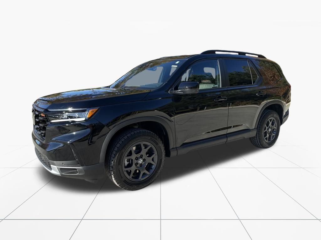 2025 Honda Pilot TrailSport photo 2