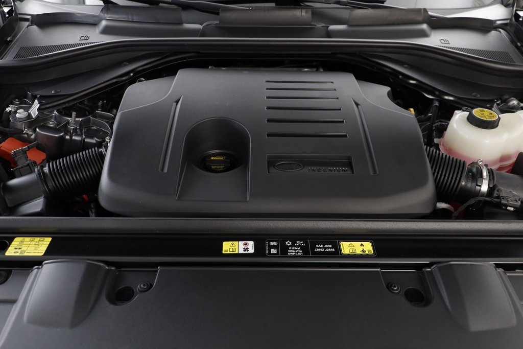 2025 Land Rover Range Rover SE photo 22
