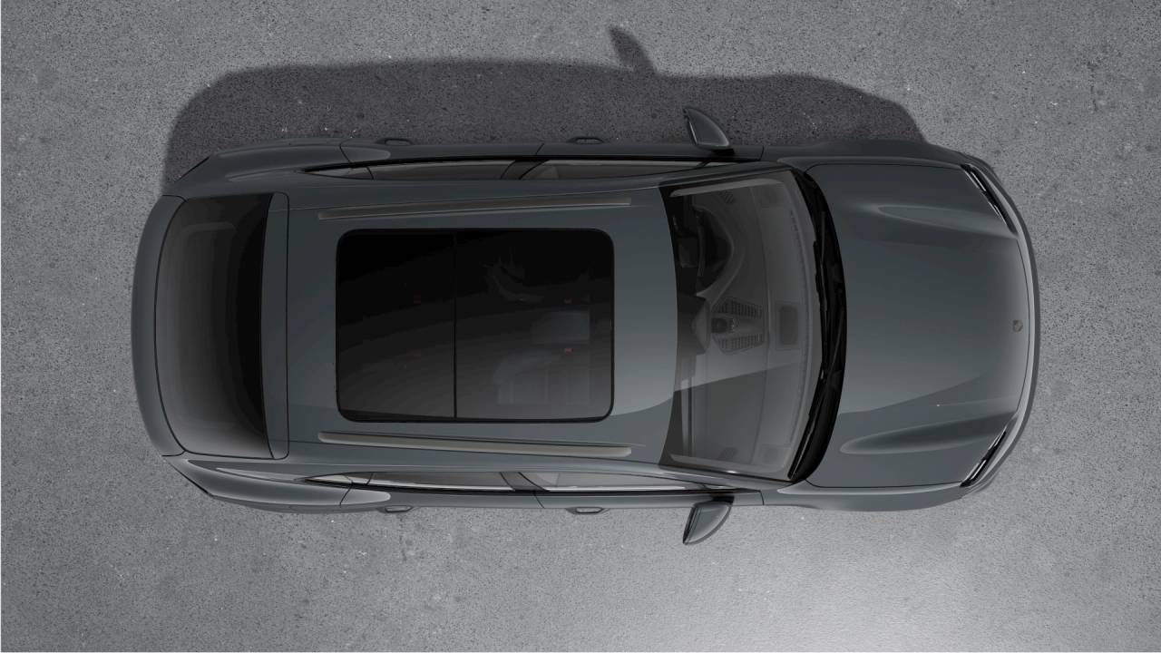 2025 Porsche Macan Turbo Electric photo 3