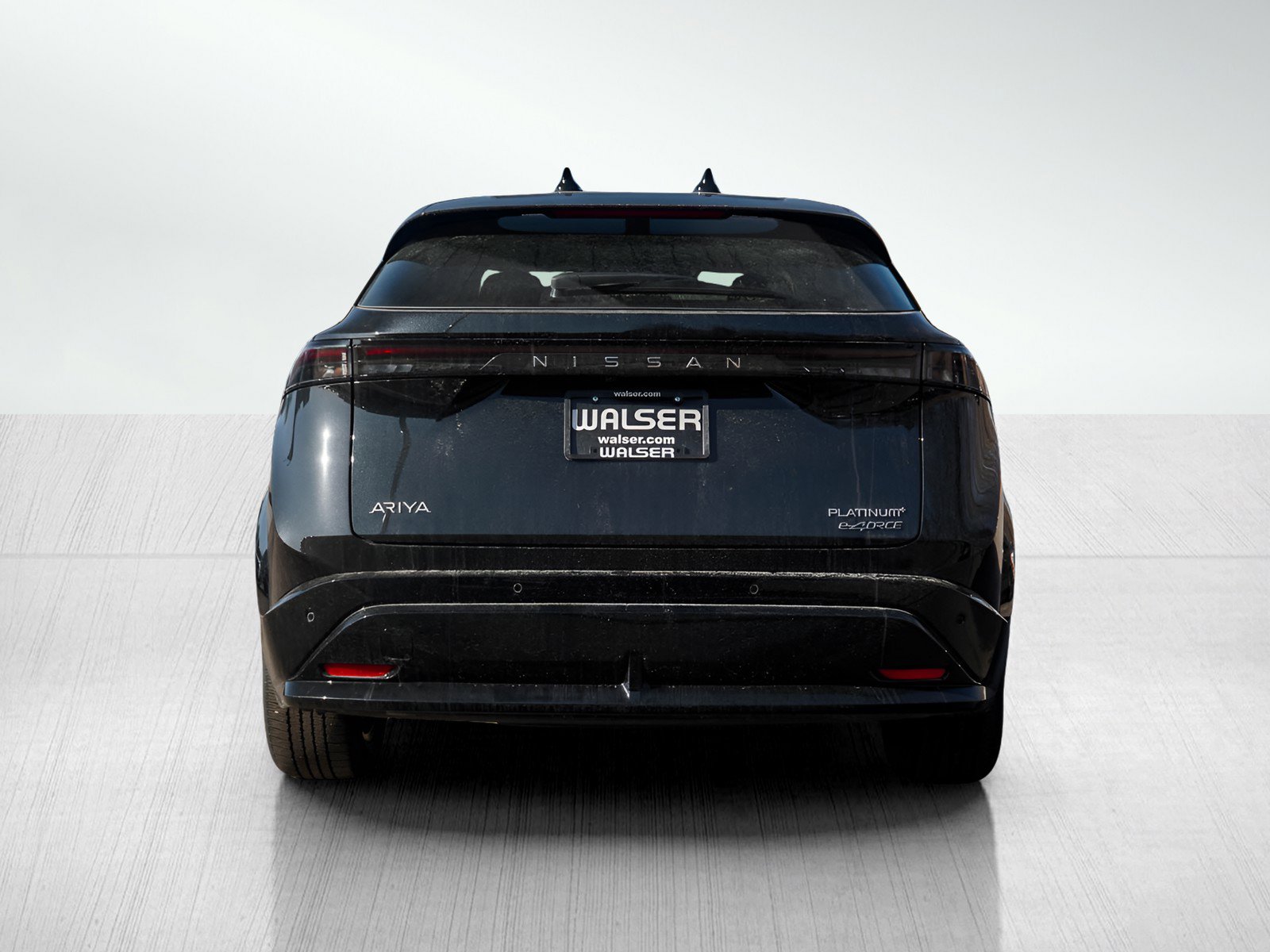 2025 Nissan ARIYA Platinum e-4ORCE photo 4