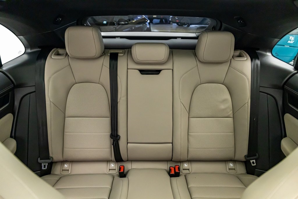 2024 Porsche Macan Electric 4 photo 21