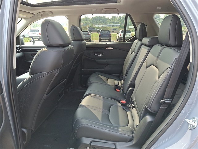 2025 Honda Pilot Touring photo 16