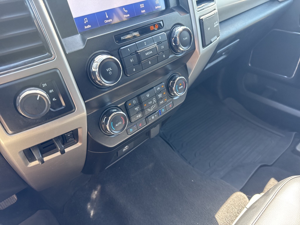 2020 Ford F-250 photo 16