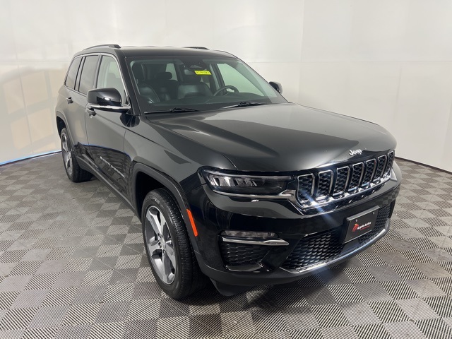 2023 Jeep Grand Cherokee Limited's photo