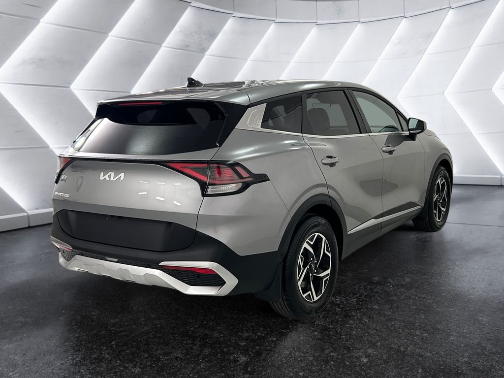 2025 Kia Sportage LX photo 4