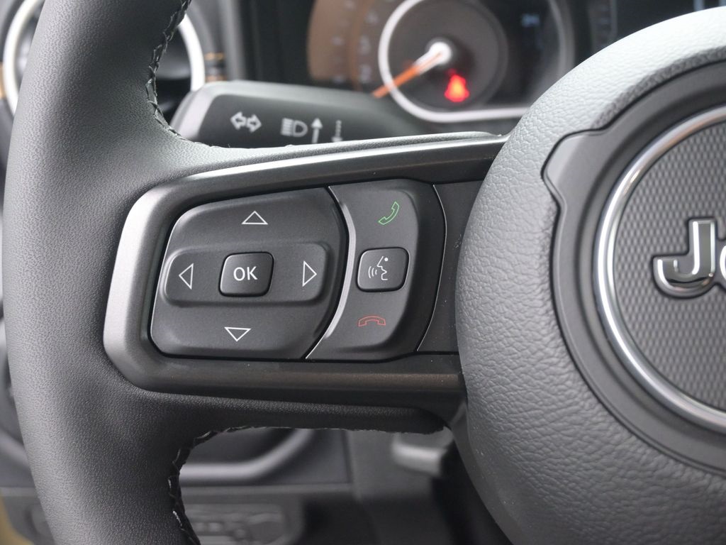 2025 Jeep Gladiator Texas Trail photo 11