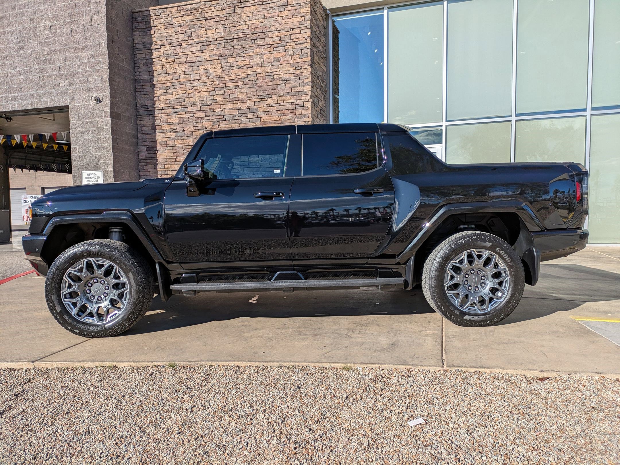 Certified 2025 GMC HUMMER EV 3X with VIN 1GT10DDB2SU102791 for sale in Las Vegas, NV