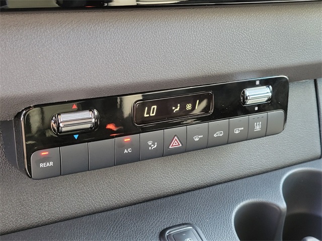 2026 Mercedes Benz S 4MATIC photo 17