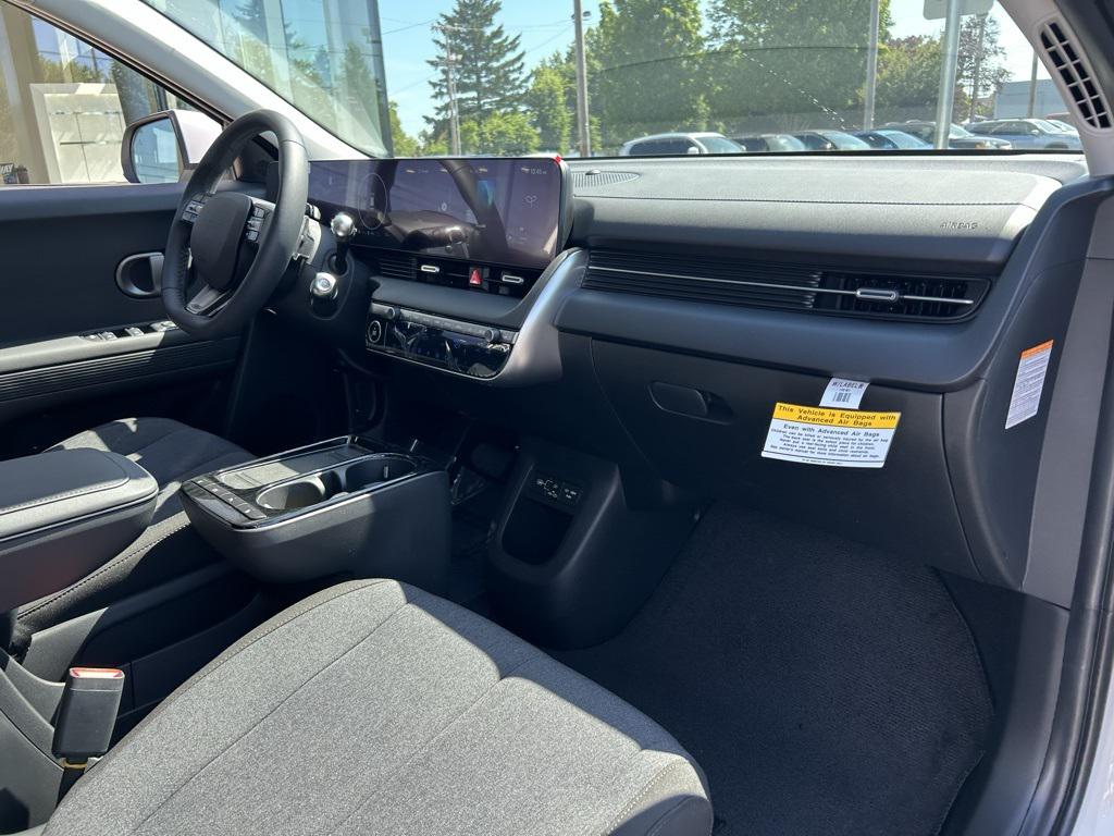 2025 Hyundai Ioniq 5 SE photo 24