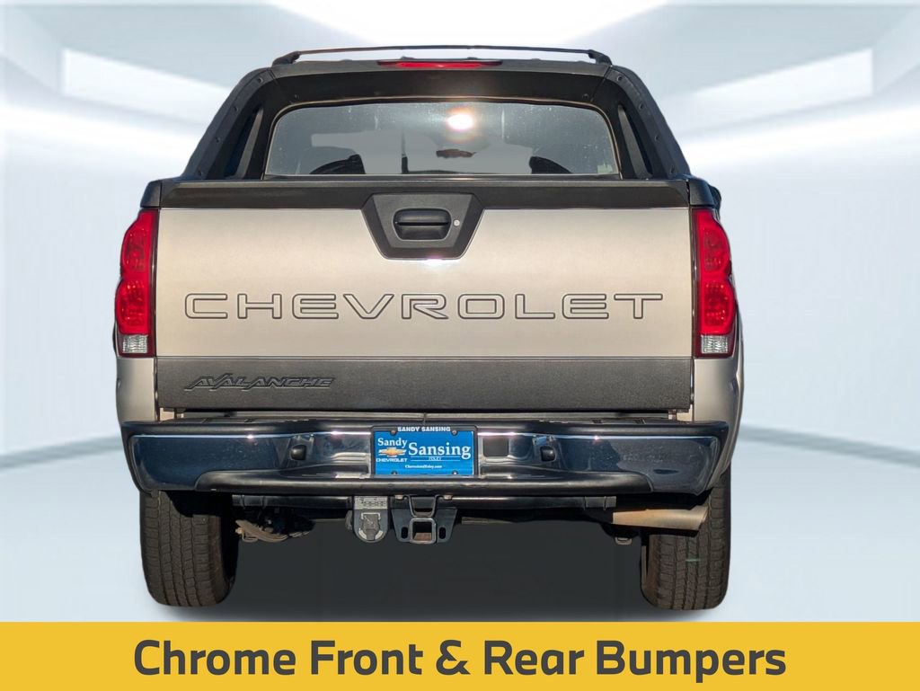 2005 Chevrolet Avalanche Z66 photo 3