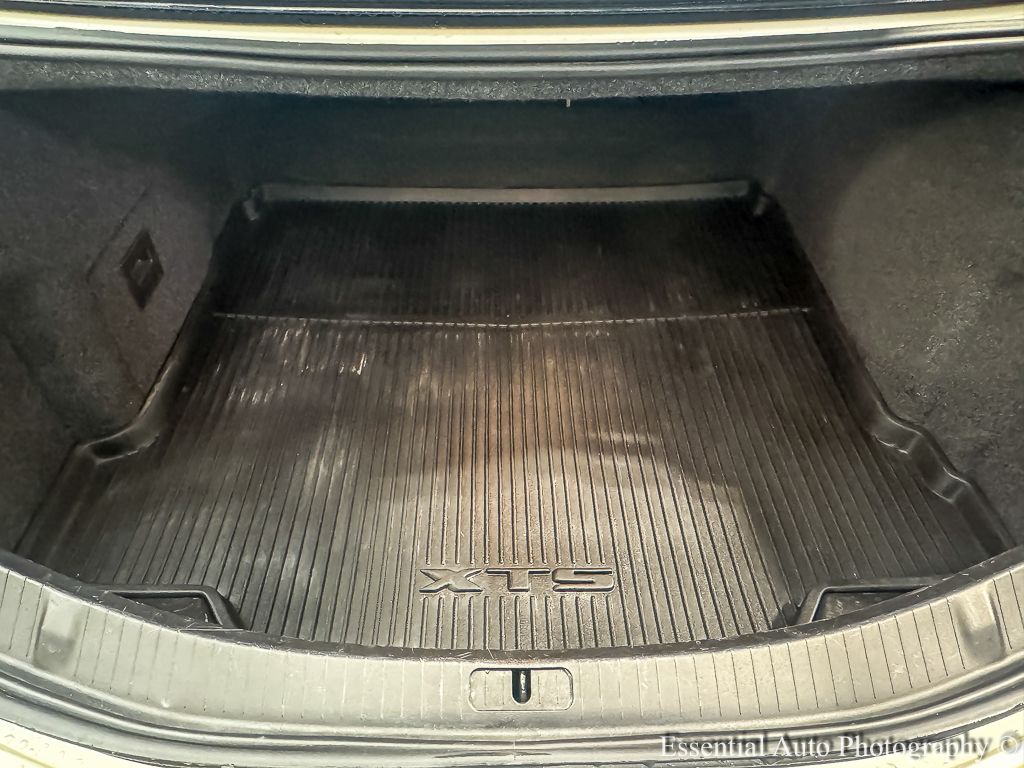 2013 CADILLAC XTS - Image 25