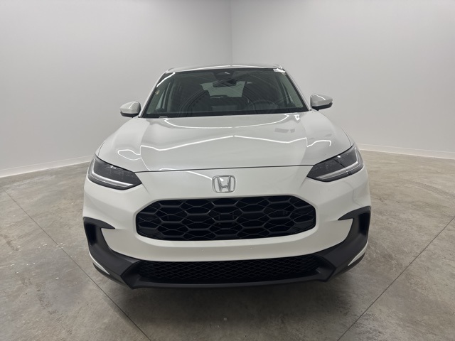 2026 Honda HR-V LX photo 2