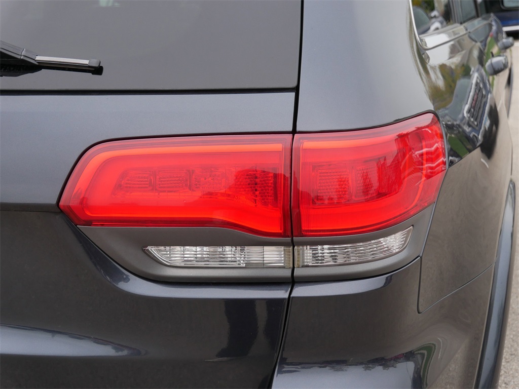 2015 Jeep Grand Cherokee Altitude photo 11