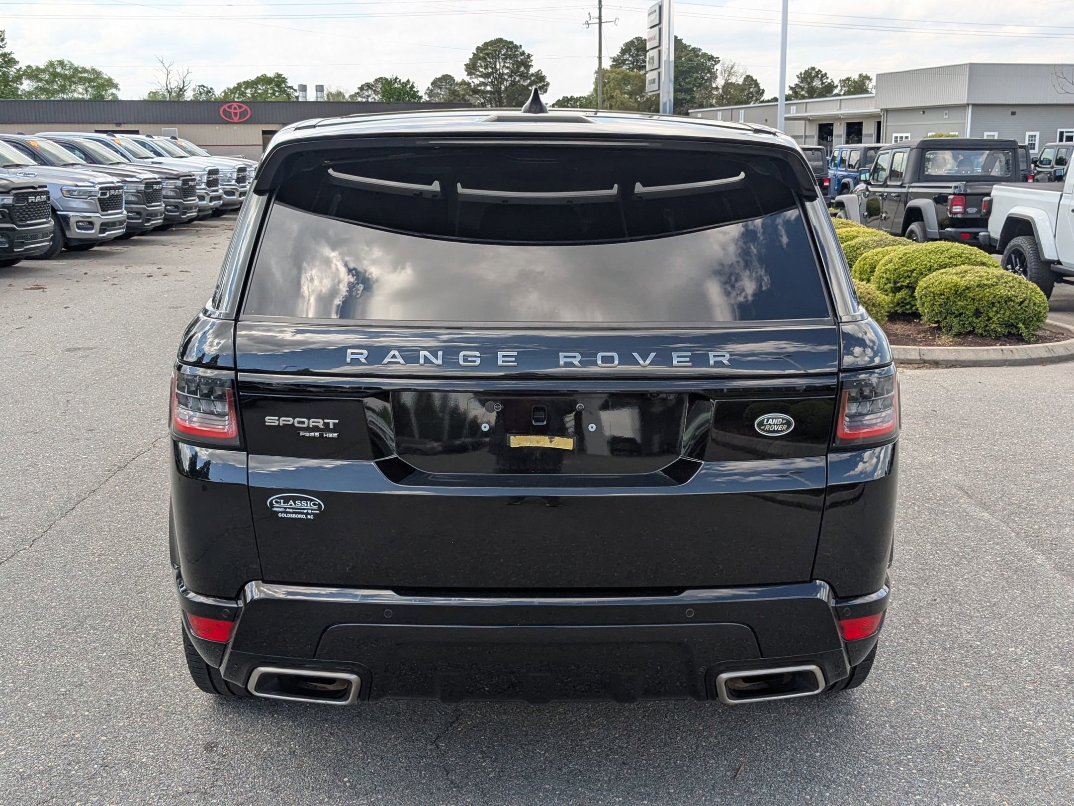 2020 Land Rover Range Rover Sport HSE Dynamic photo 6