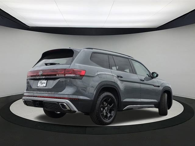 2025 Volkswagen Atlas Peak Edition photo 4
