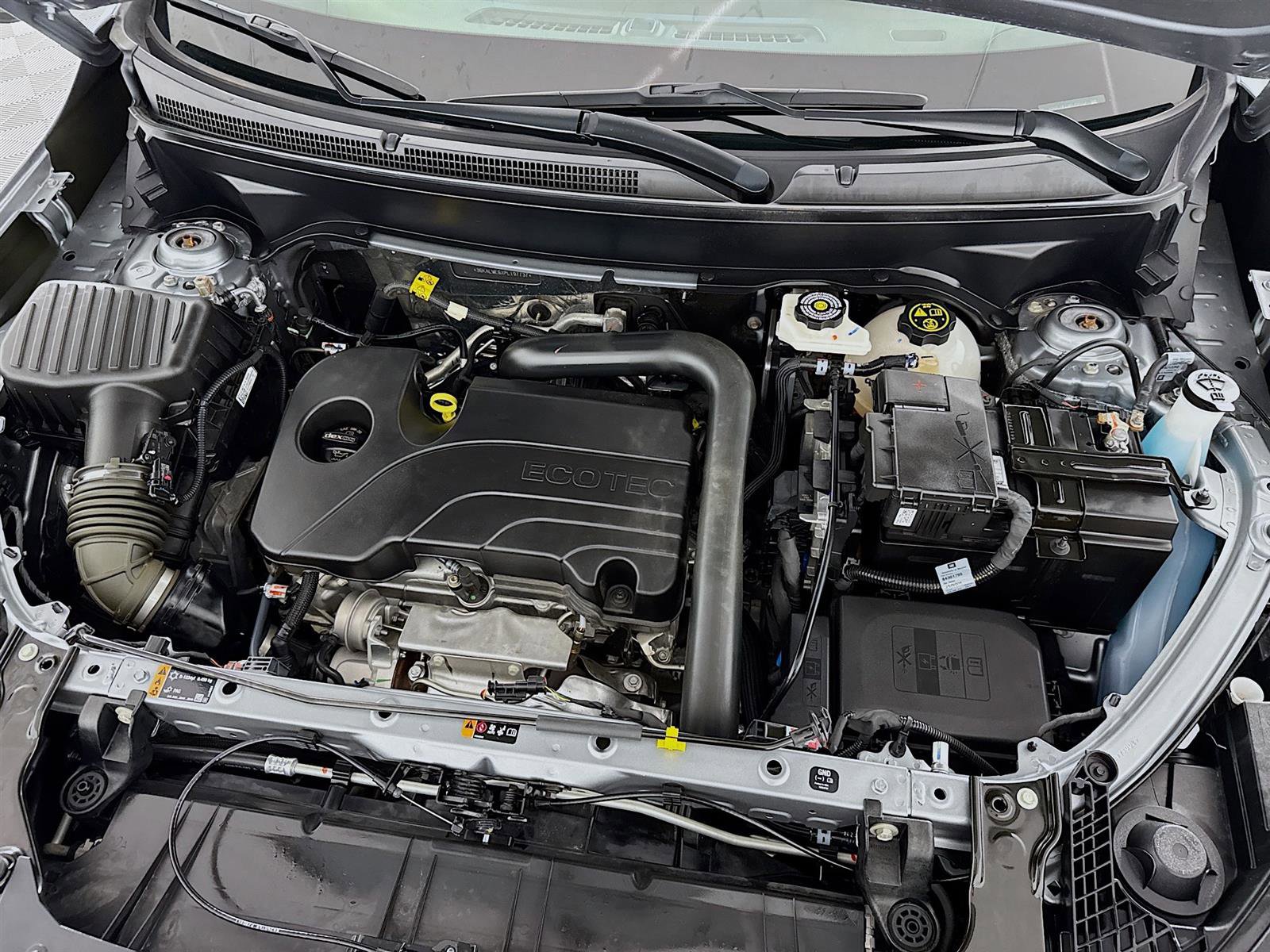 2023 Gmc Terrain SLE photo 28
