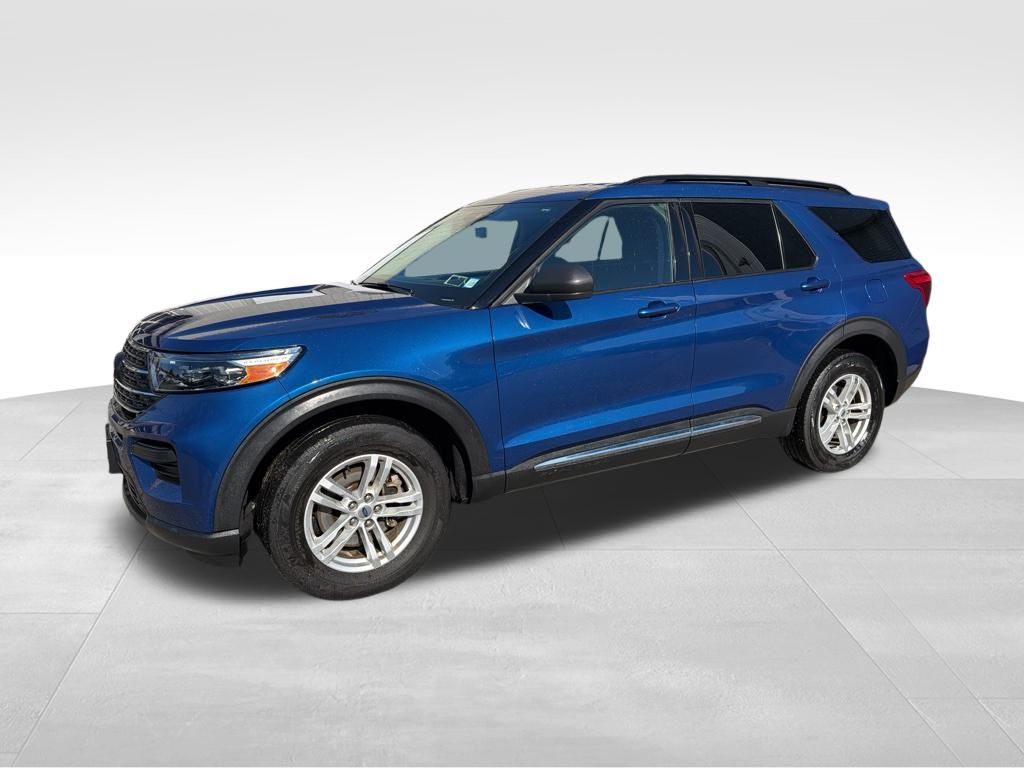 2022 Ford Explorer XLT photo 2