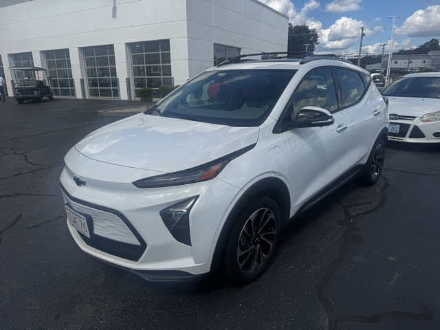 2022 Chevrolet Bolt EUV Premier photo 2