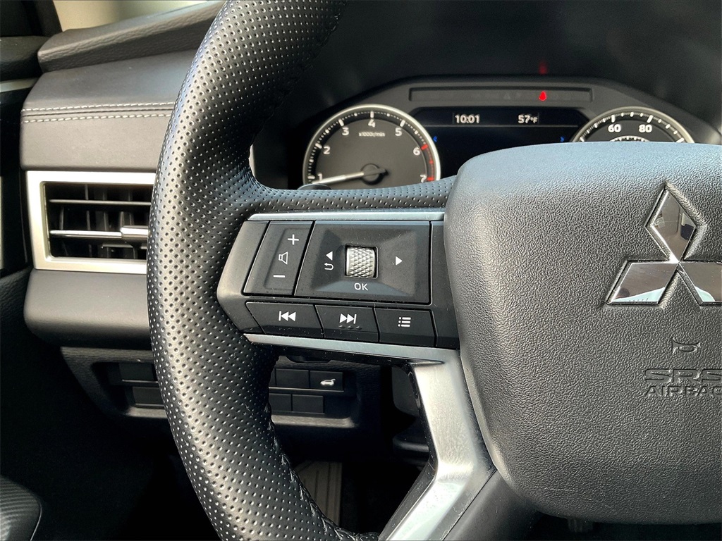 2024 Mitsubishi Outlander SE Ralliart photo 22
