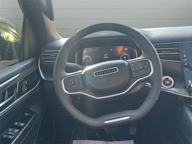 2022 Jeep Wagoneer Series II photo 13