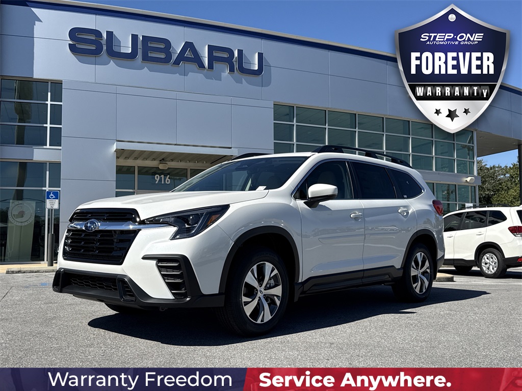 2025 Subaru Ascent Premium's photo