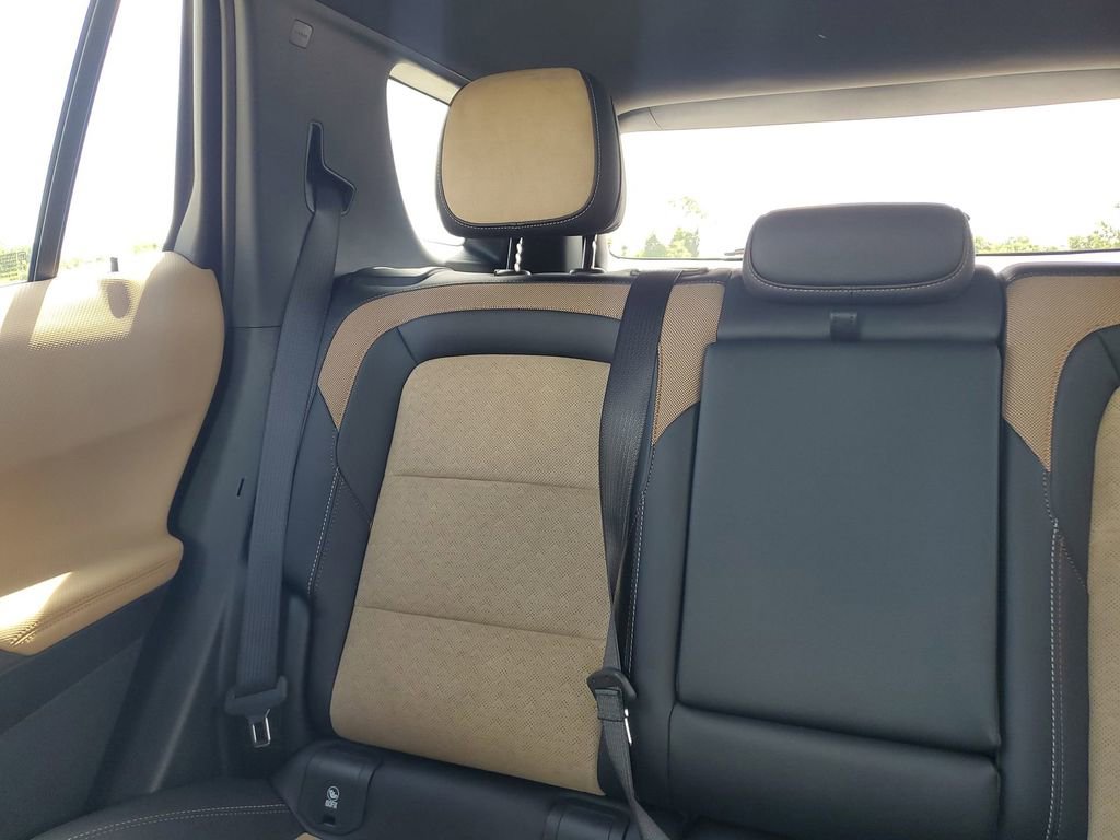 2026 Chevrolet Equinox ACTIV photo 10