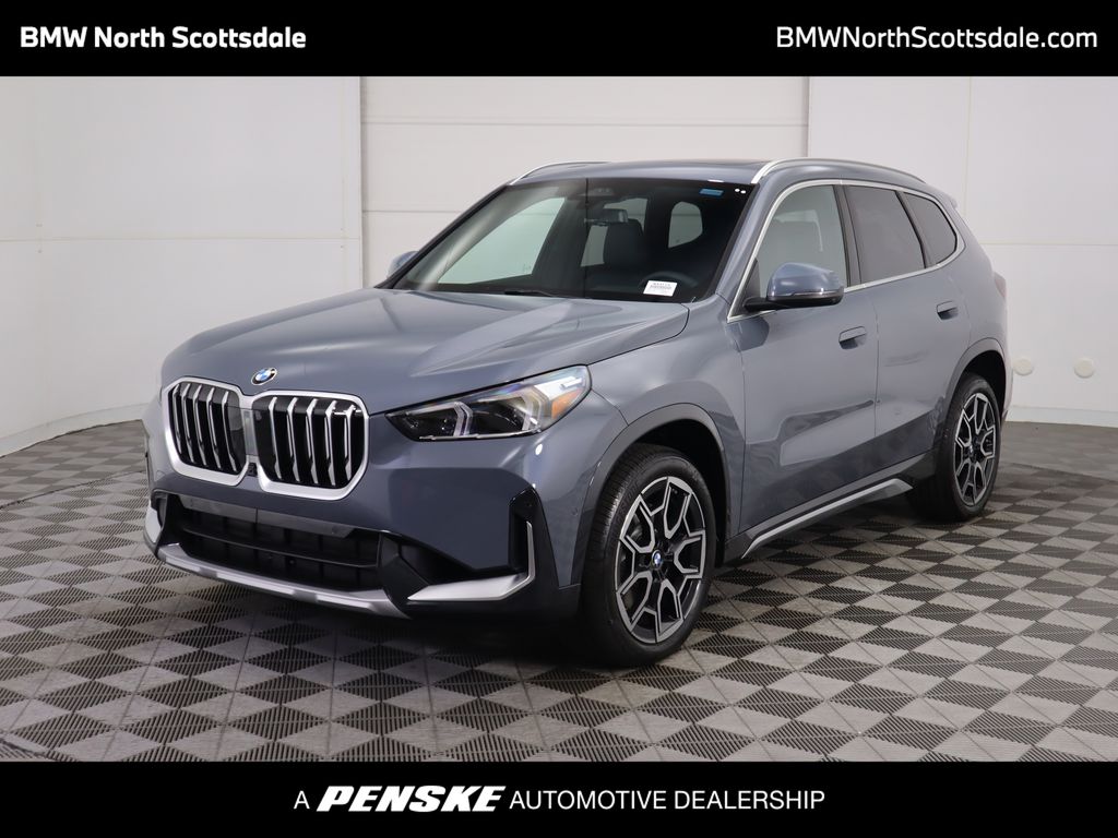 2025 BMW X1 28i's photo