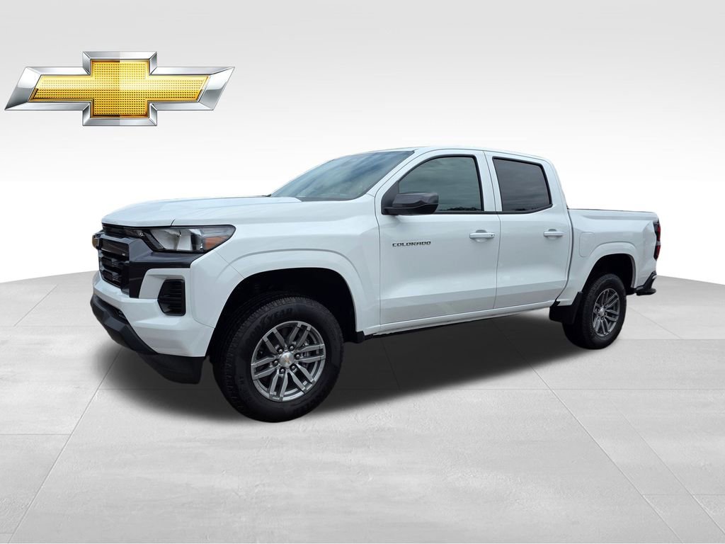 2025 Chevrolet Colorado Work Truck LT photo 2