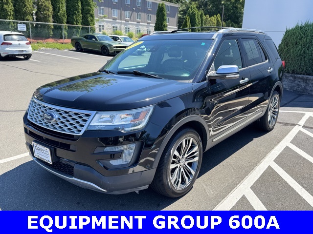 2017 Ford Explorer Platinum photo 3