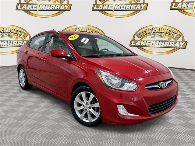 2013 Hyundai Accent GLS's photo