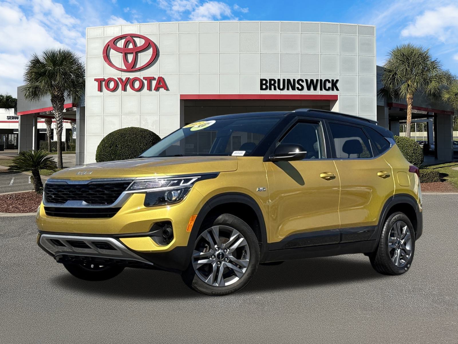 2023 Kia Seltos S's photo