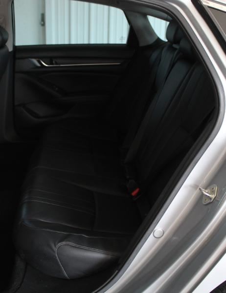2019 Honda Accord EX-L photo 16