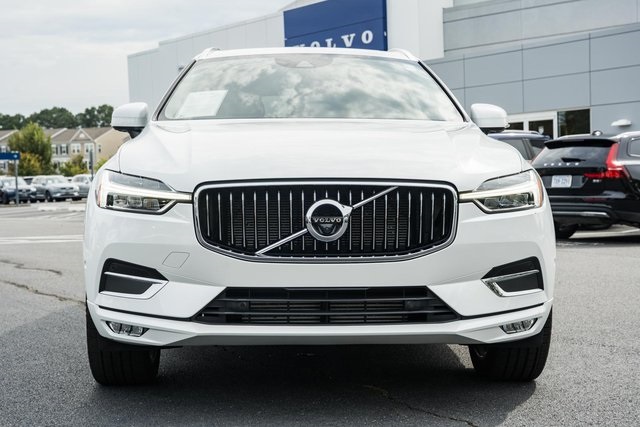 2021 Volvo XC60 Inscription photo 2