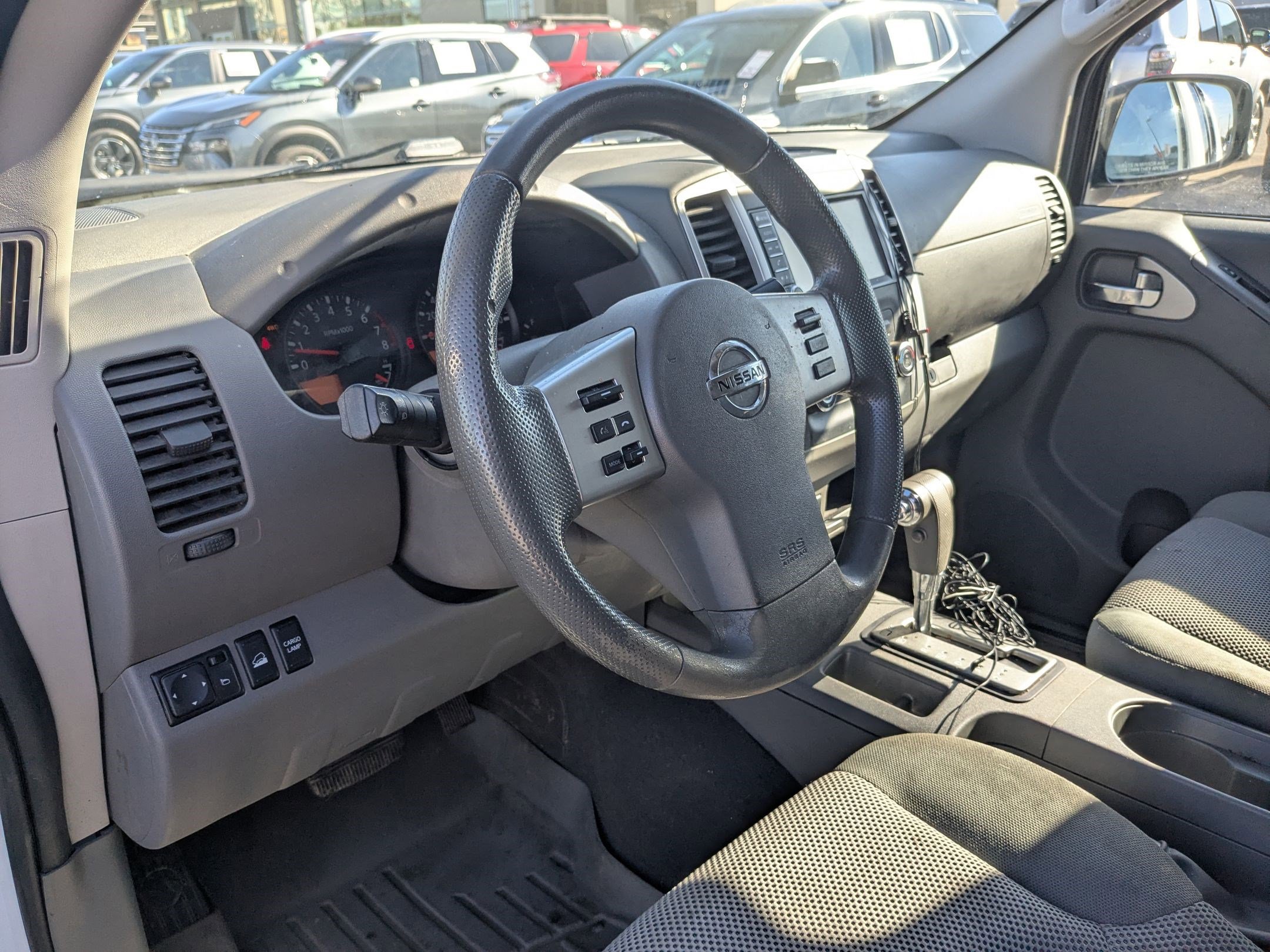 2019 Nissan Frontier SV photo 12