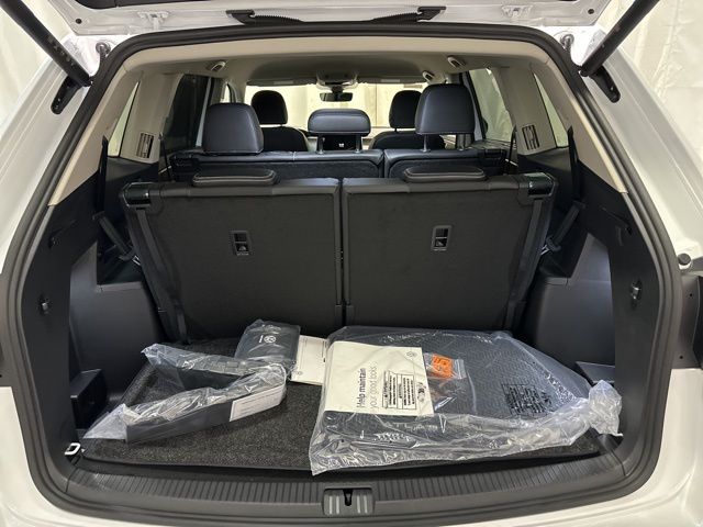 2026 Volkswagen Atlas SE Technology photo 37