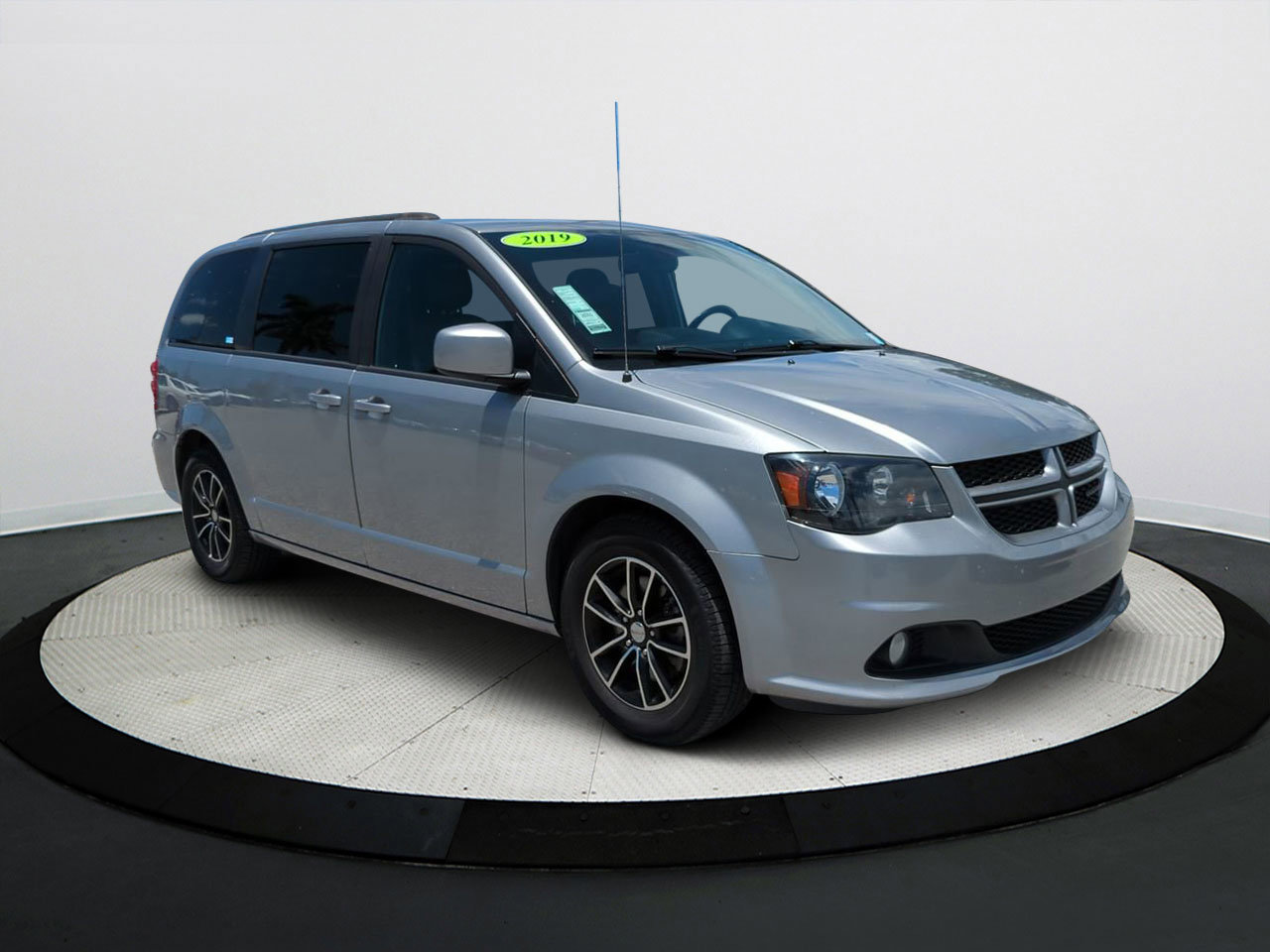 Used 2019 Dodge Grand Caravan GT with VIN 2C4RDGEG9KR510592 for sale in Sarasota, FL