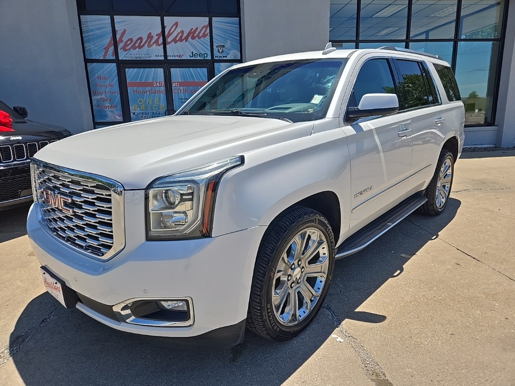 Used 2018 GMC Yukon Denali with VIN 1GKS2CKJ5JR202084 for sale in Kansas City