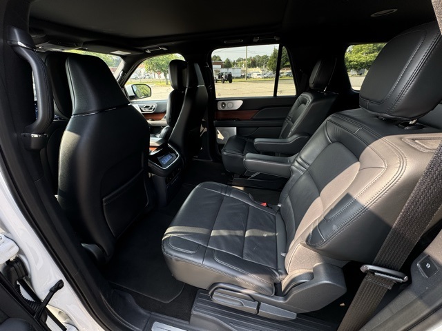 2024 Lincoln Navigator L Reserve photo 15