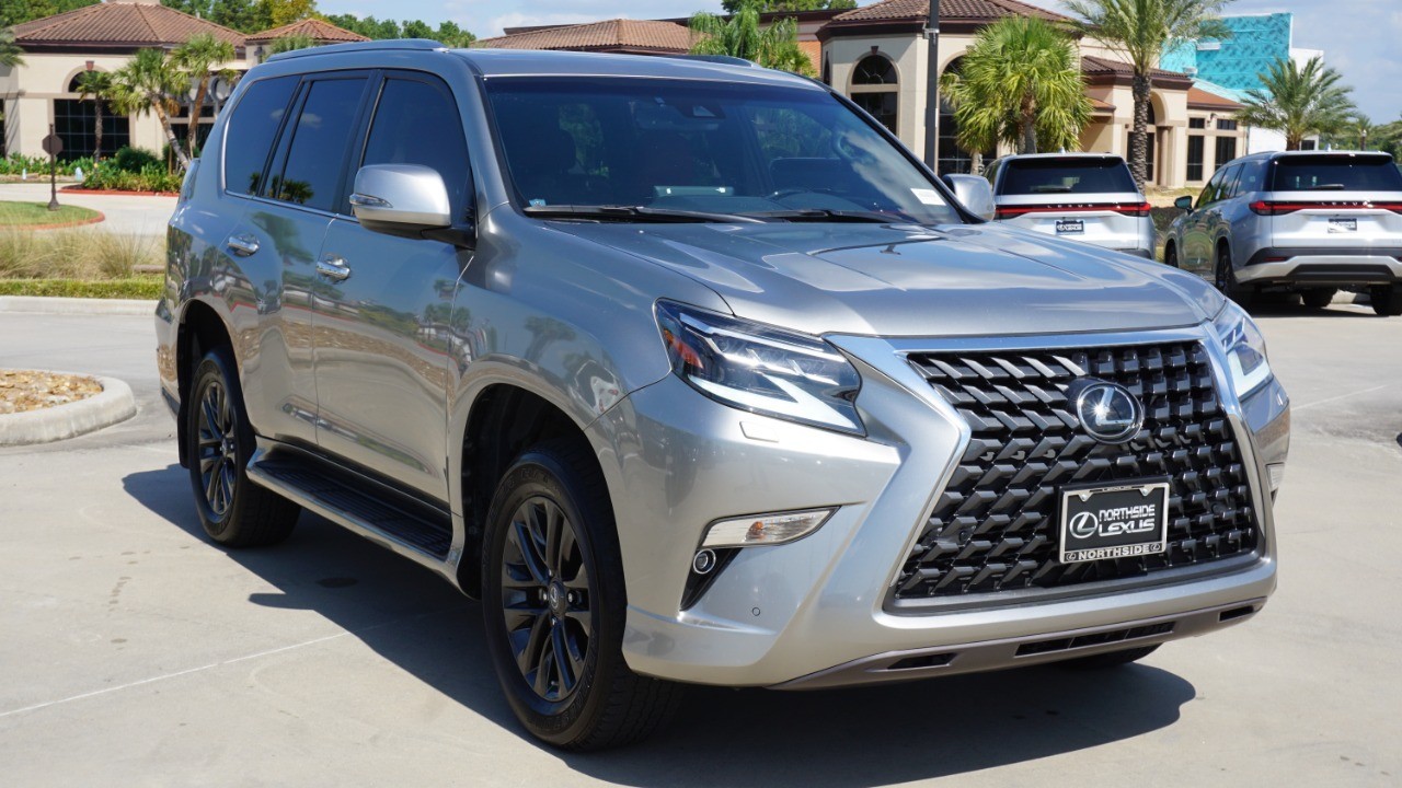 2023 Lexus GX Premium photo 3