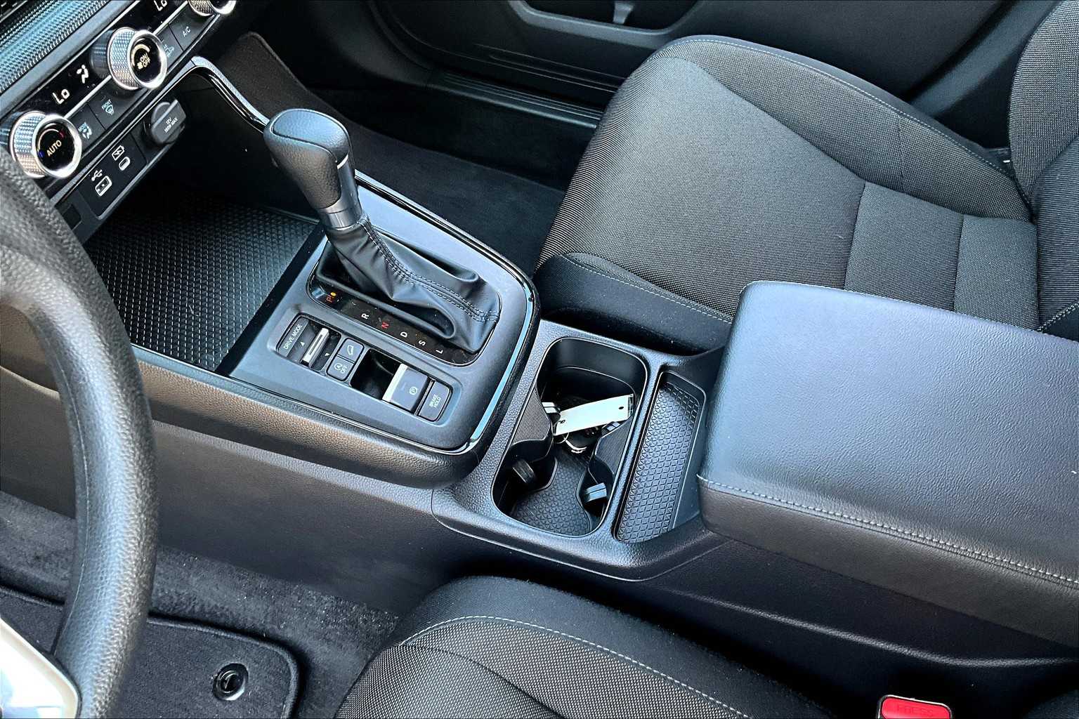 2023 Honda CR-V EX photo 16