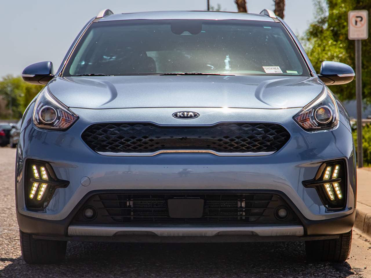 2020 Kia Niro EX Premium photo 2
