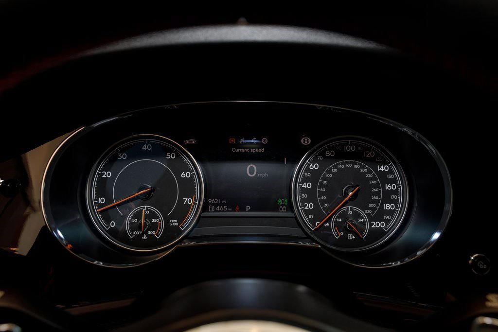 2019 Bentley Bentayga Mulliner photo 24