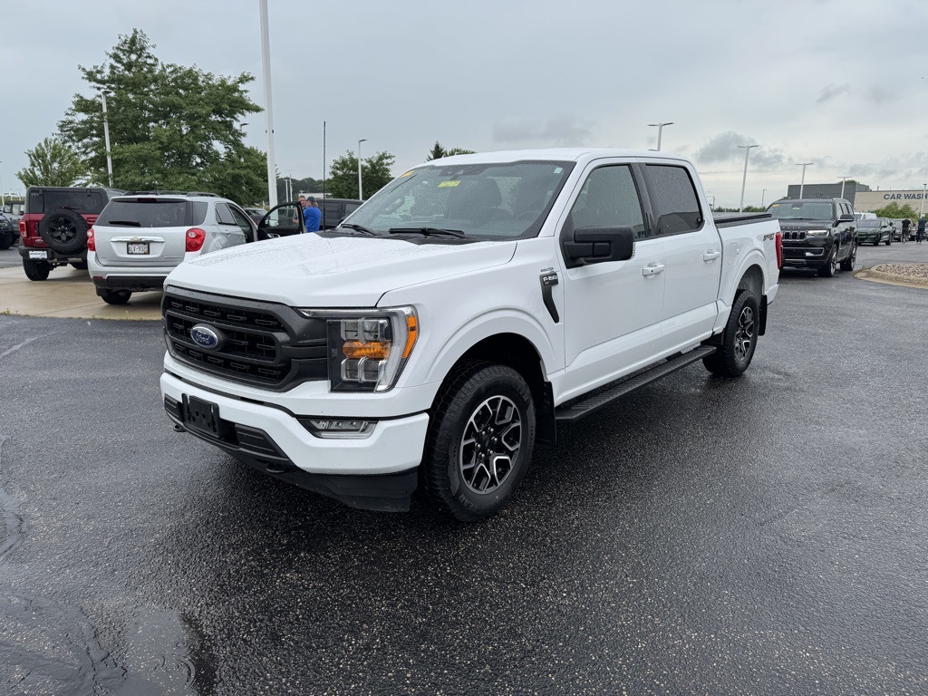 2023 Ford F-150 XLT photo 8
