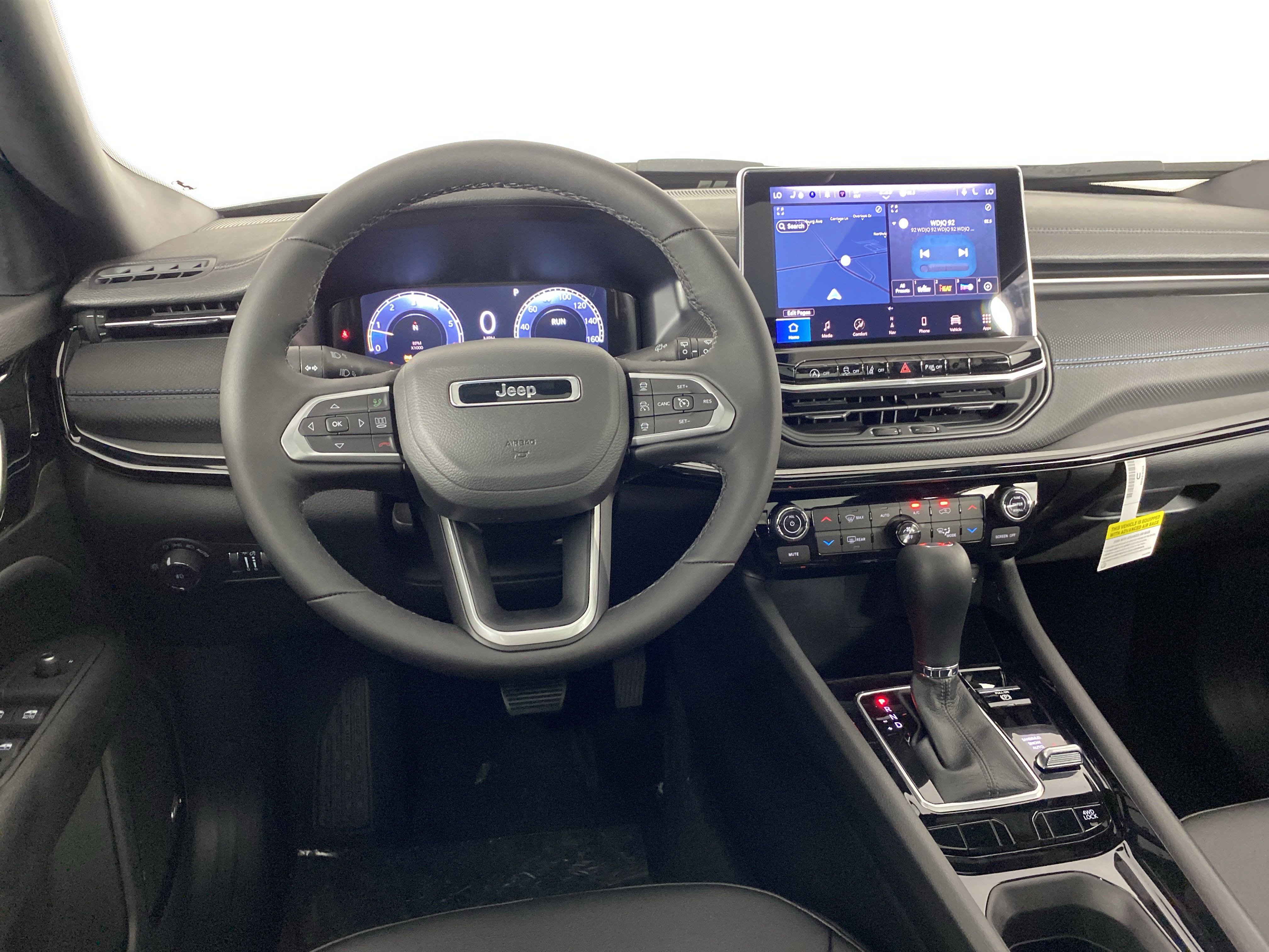 2025 Jeep Compass Limited photo 7