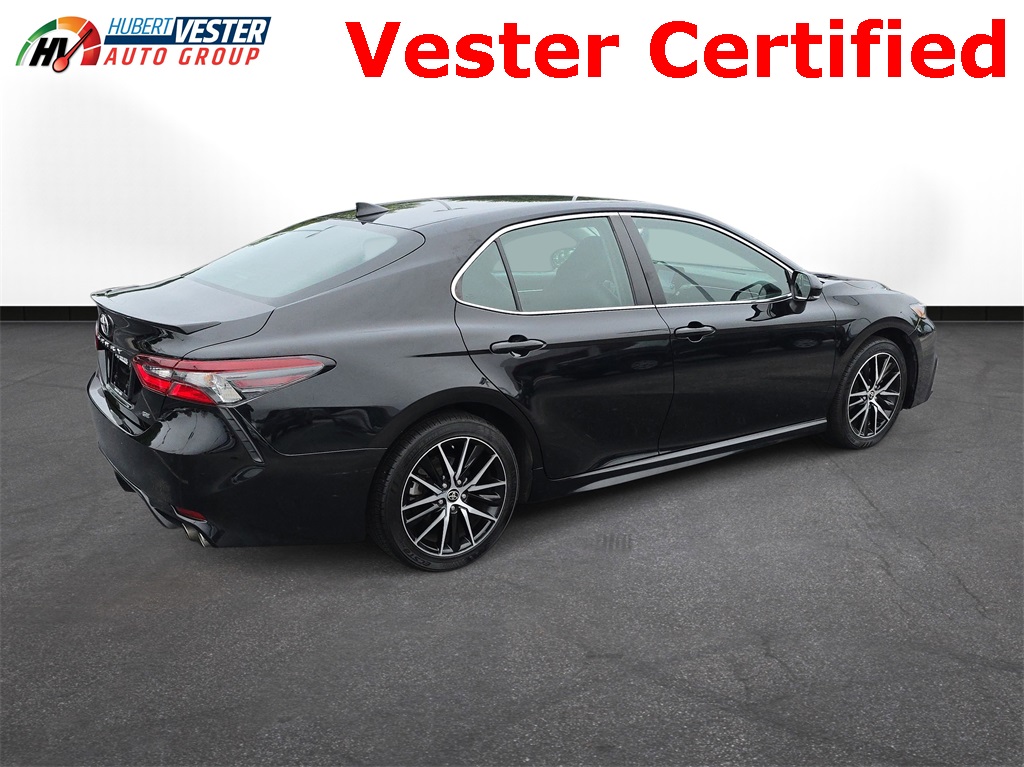 2023 Toyota Camry SE photo 6