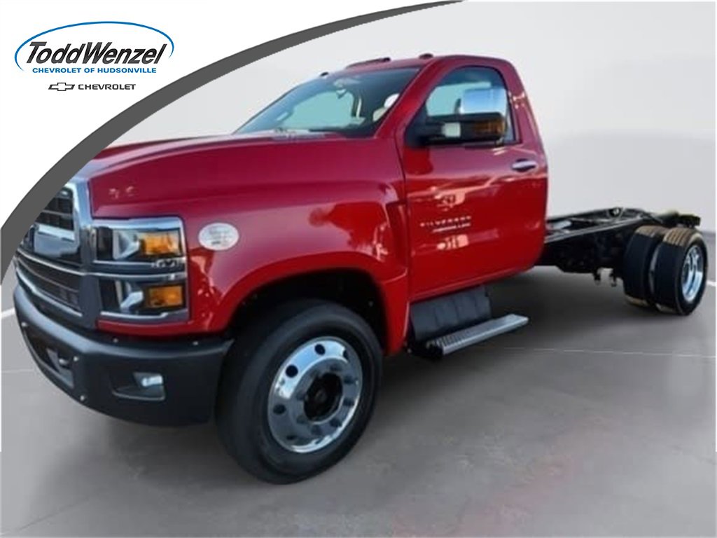 2024 Chevrolet Silverado 4500 Medium Duty Chassis Cab Work Truck's photo