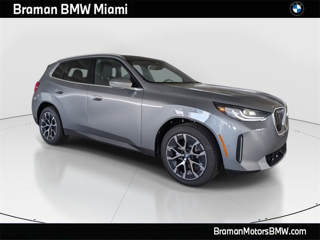 2026 BMW X3 30's photo