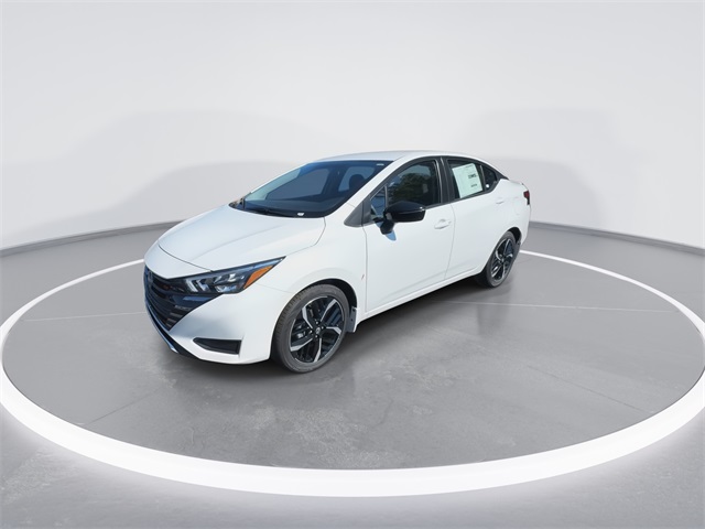 2025 Nissan Versa 1.6 SR photo 4