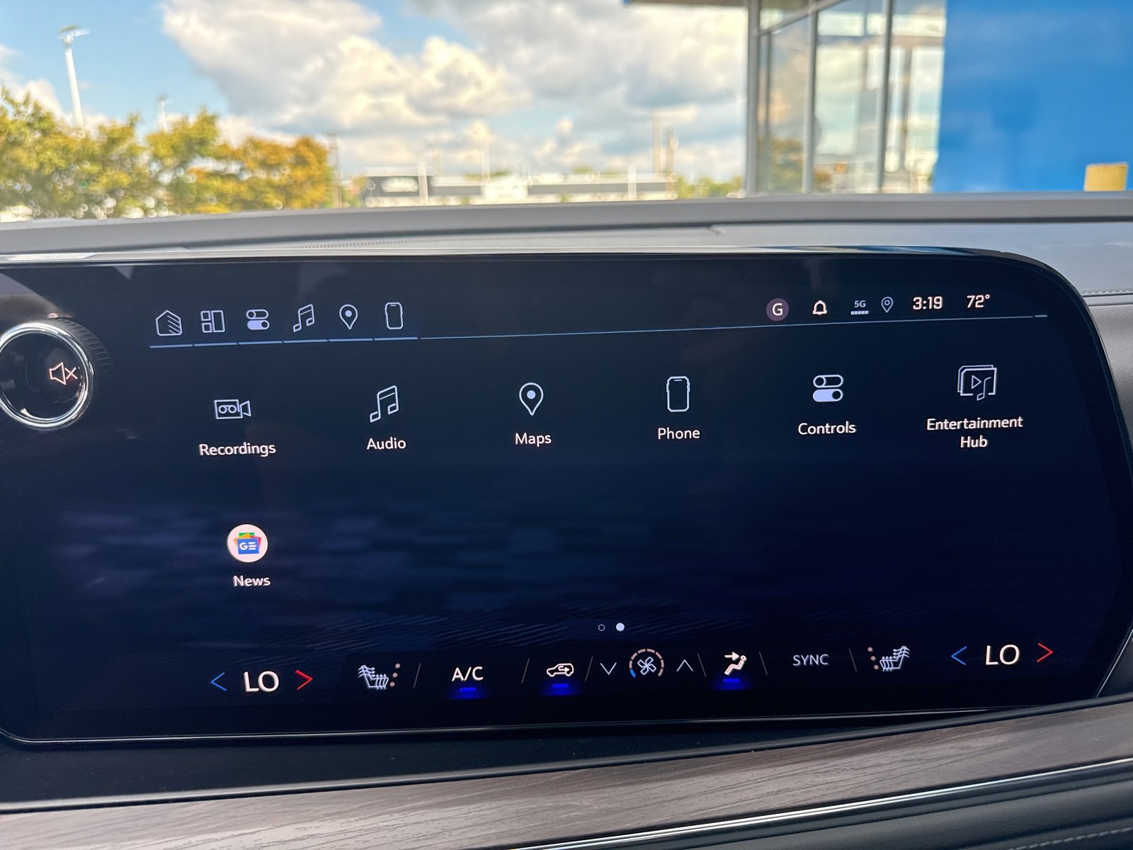 2026 Chevrolet Tahoe Z71 photo 21